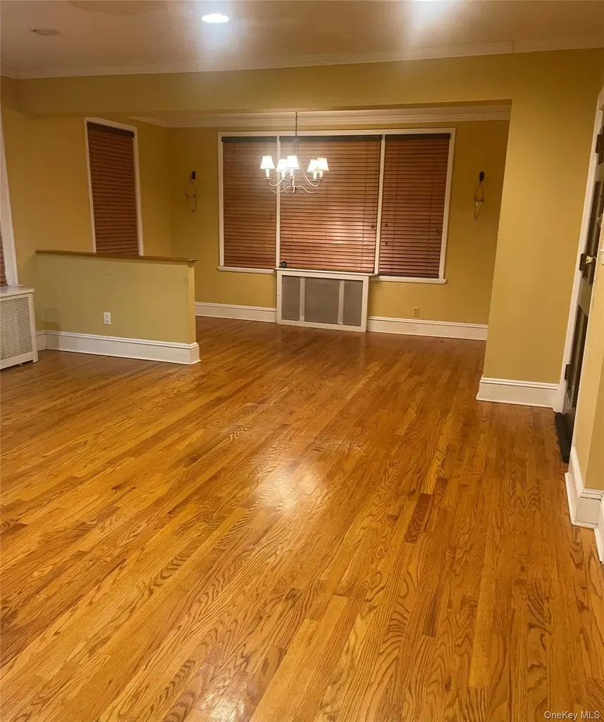 462 Franklin Boulevard Long Beach NY 11561