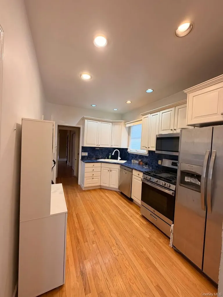 462 Franklin Boulevard Long Beach NY 11561