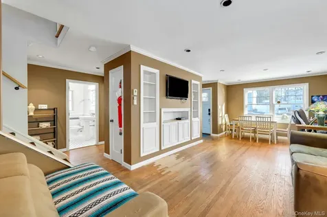 17 Klein Avenue West Nyack NY 10994