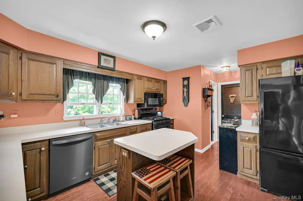28 Brady Road Warwick NY 10990