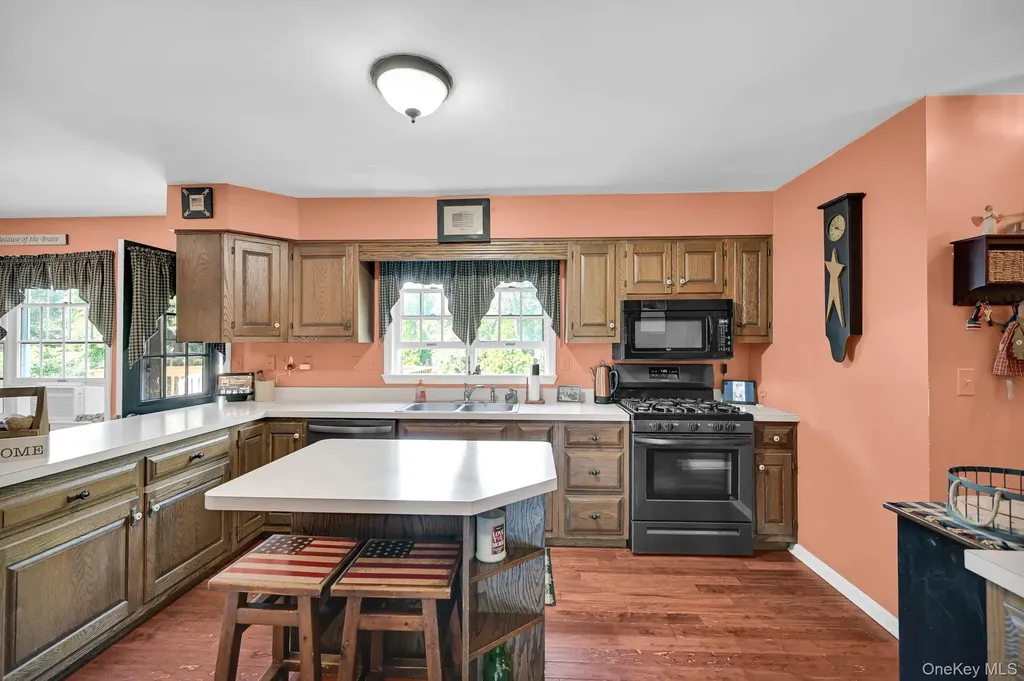 28 Brady Road Warwick NY 10990