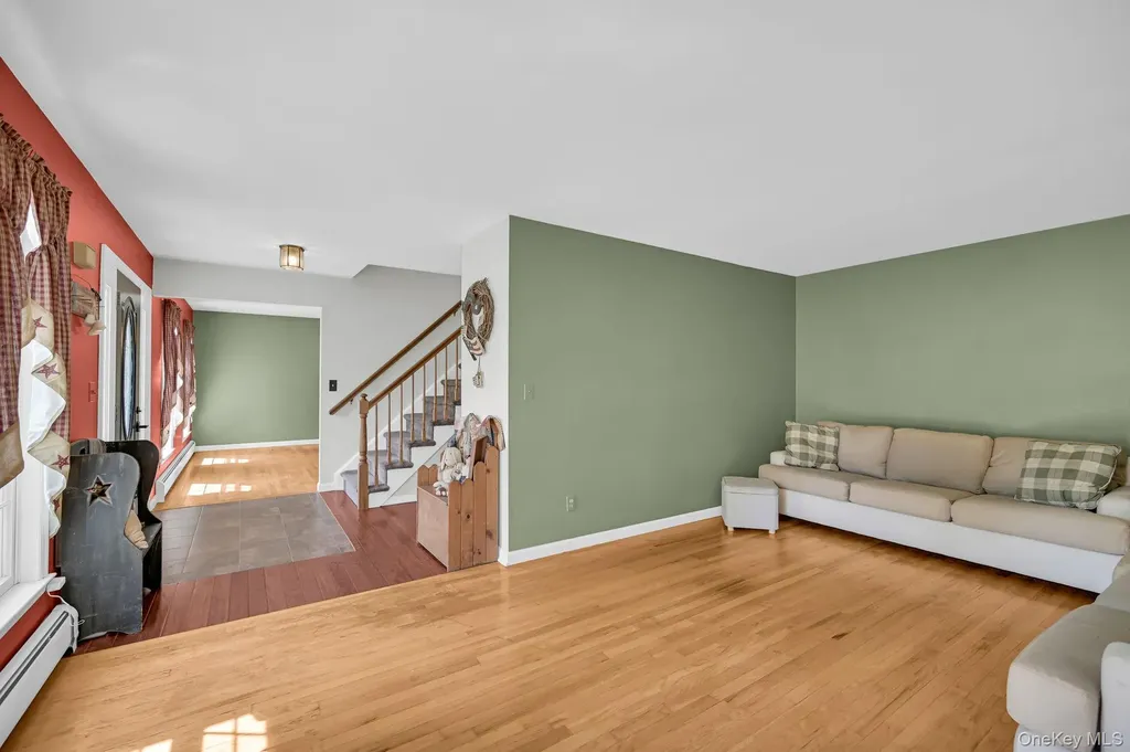 28 Brady Road Warwick NY 10990