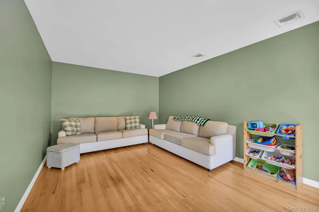 28 Brady Road Warwick NY 10990