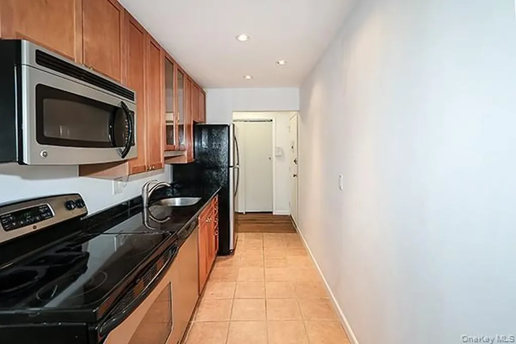 2449 Union Boulevard Islip NY 11751