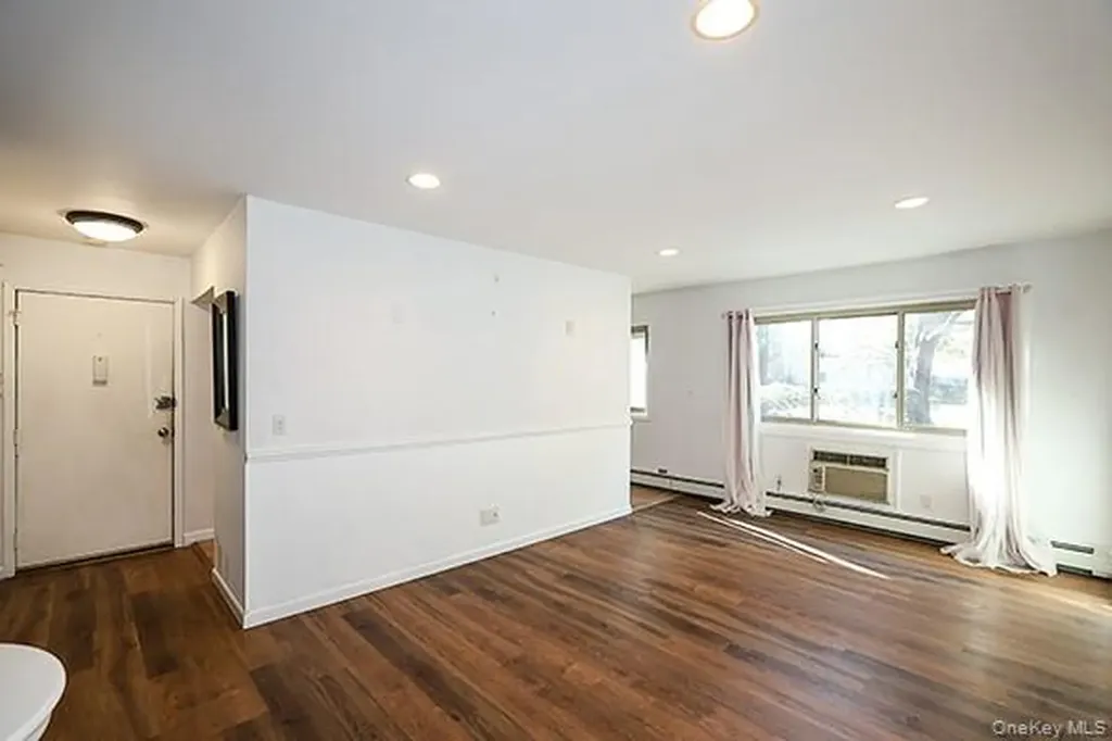 2449 Union Boulevard Islip NY 11751