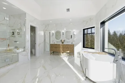 26 Saint Andrews Court Old Westbury NY 11568