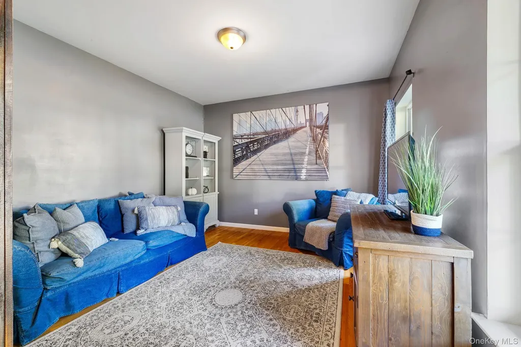 58 Red Maple Way New Windsor NY 12553
