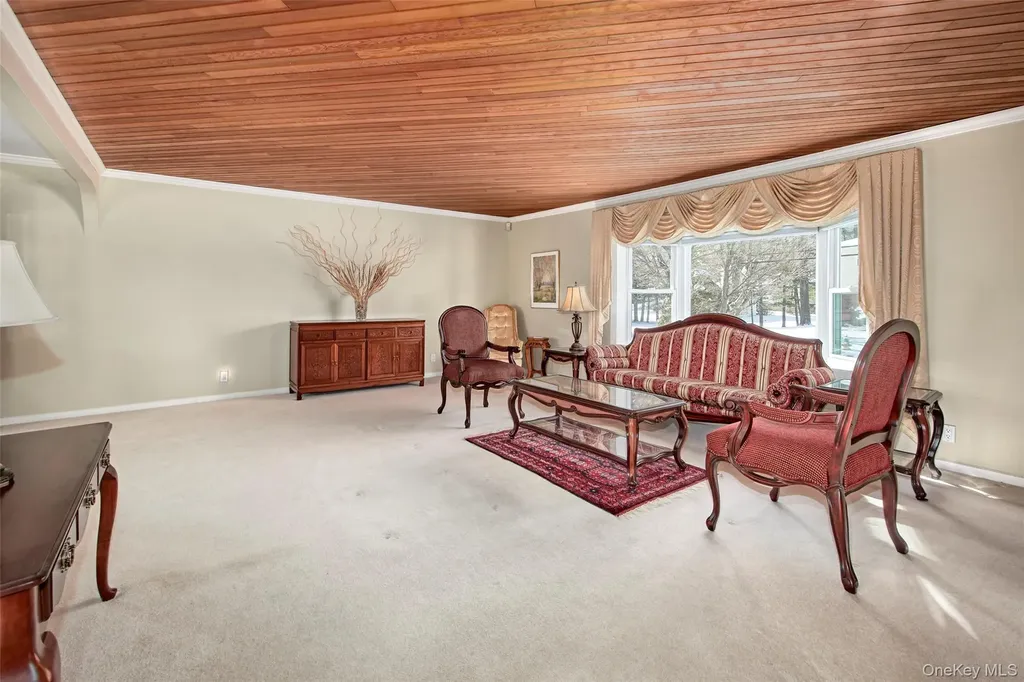 107 Parkview Road Elmsford NY 10523