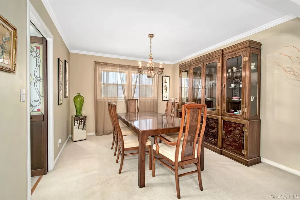 107 Parkview Road Elmsford NY 10523