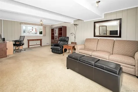 107 Parkview Road Elmsford NY 10523