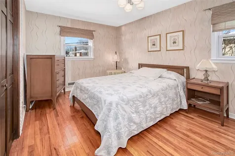 107 Parkview Road Elmsford NY 10523