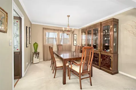 107 Parkview Road Elmsford NY 10523