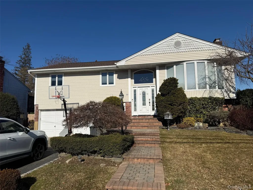 53 Page Drive Hicksville NY 11801