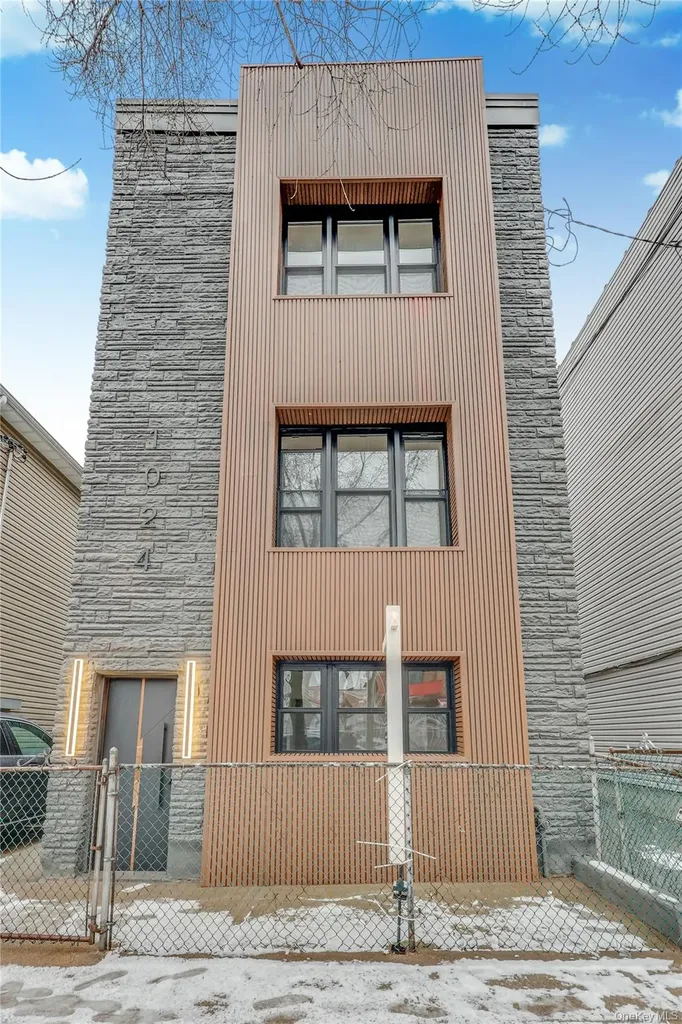 1024 E 226th Street Bronx NY 10466