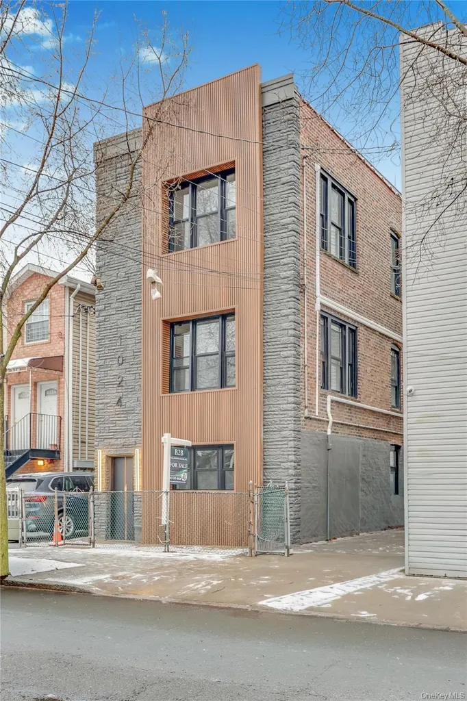 1024 E 226th Street Bronx NY 10466