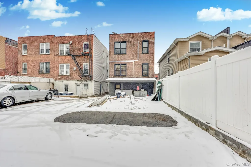 1024 E 226th Street Bronx NY 10466