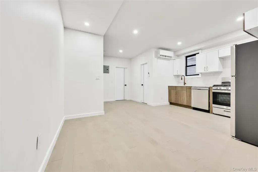 1024 E 226th Street Bronx NY 10466