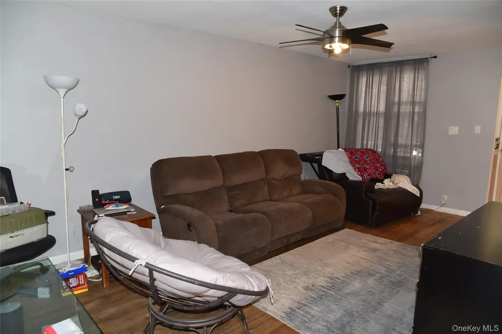 806 Waring Avenue Bronx NY 10467