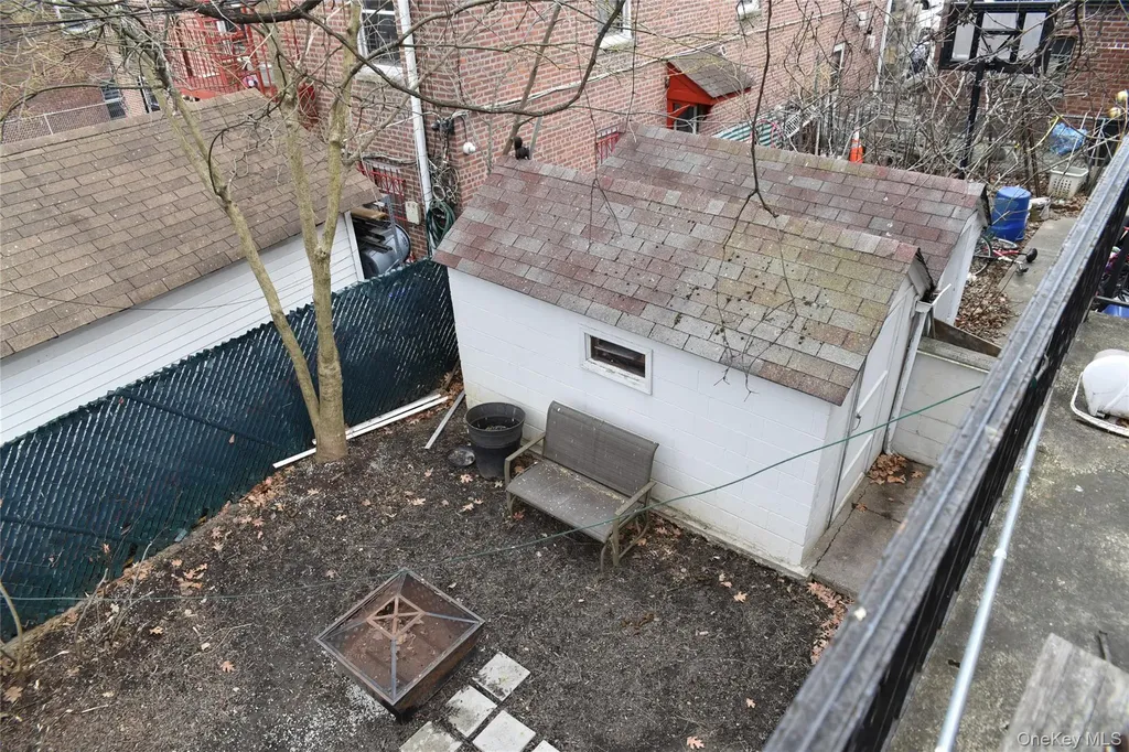 806 Waring Avenue Bronx NY 10467