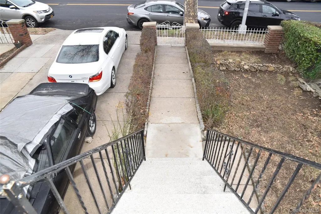 806 Waring Avenue Bronx NY 10467