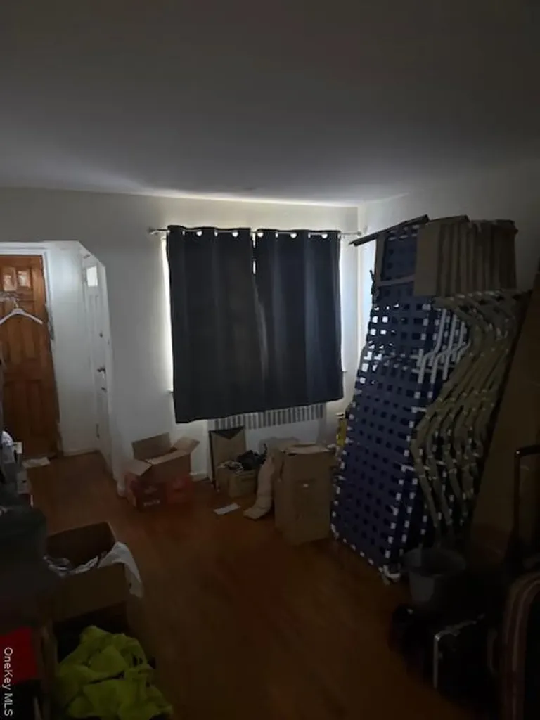 806 Waring Avenue Bronx NY 10467