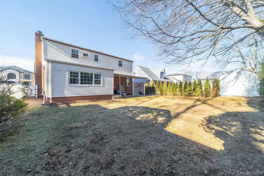 57 Chaffee Avenue Albertson NY 11507