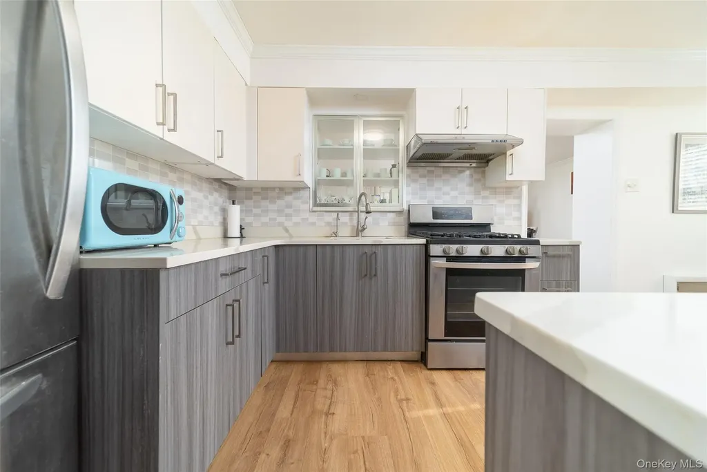 57 Chaffee Avenue Albertson NY 11507