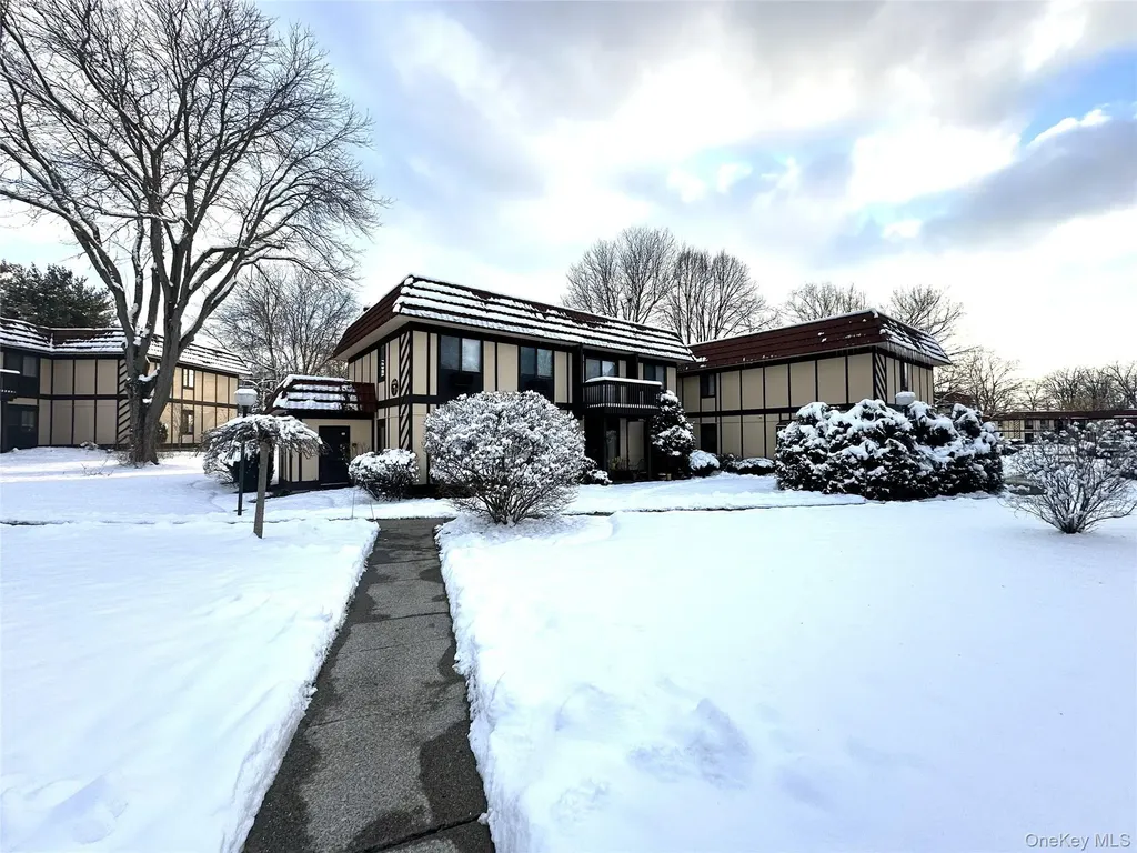 7 Loudon Drive Fishkill NY 12524