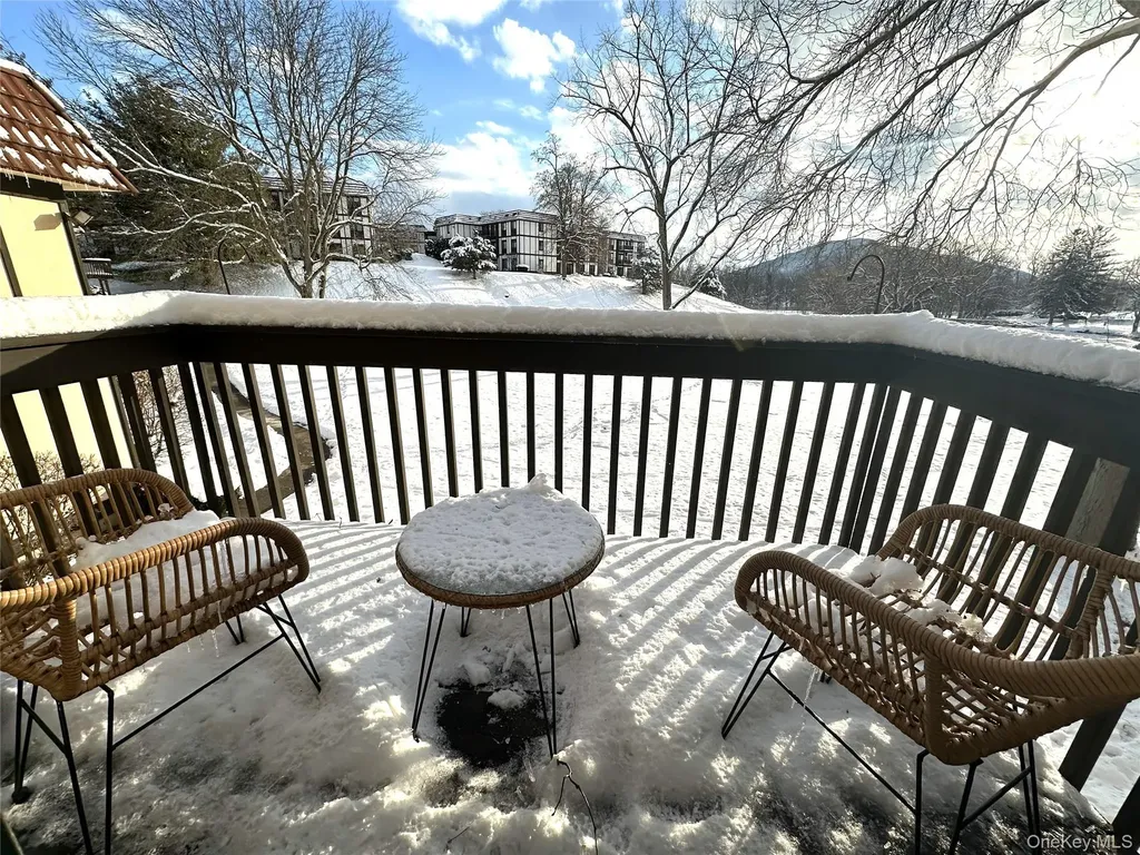 7 Loudon Drive Fishkill NY 12524