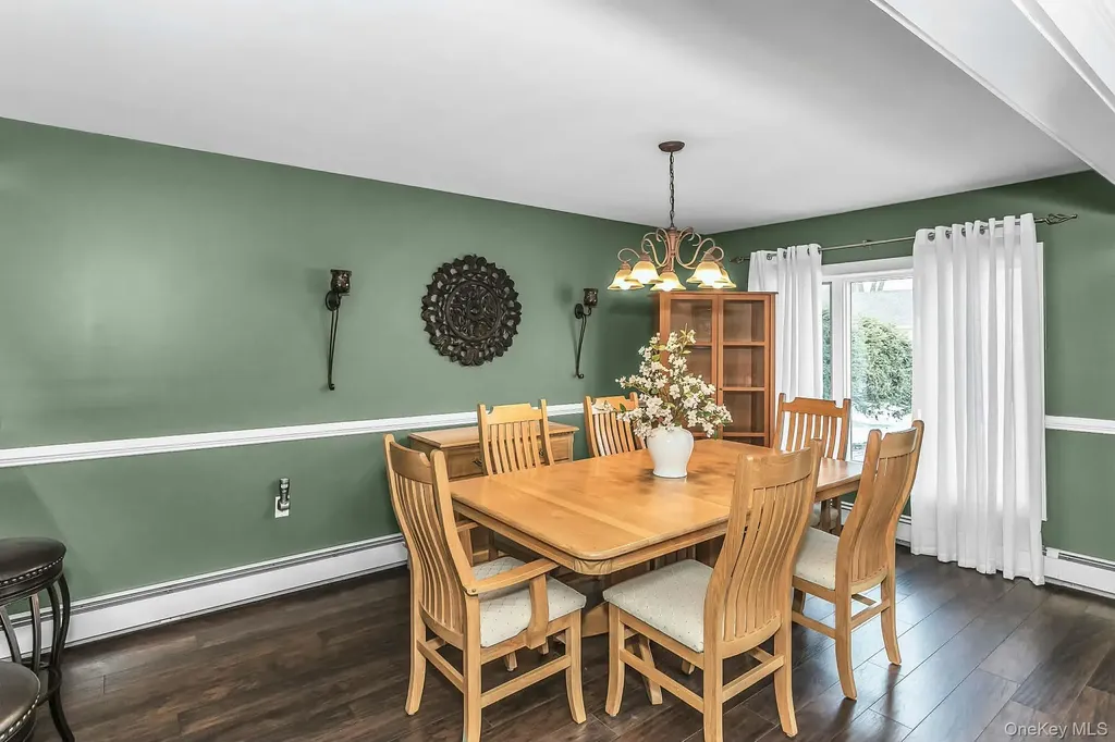 9 Blanche Street Plainview NY 11803
