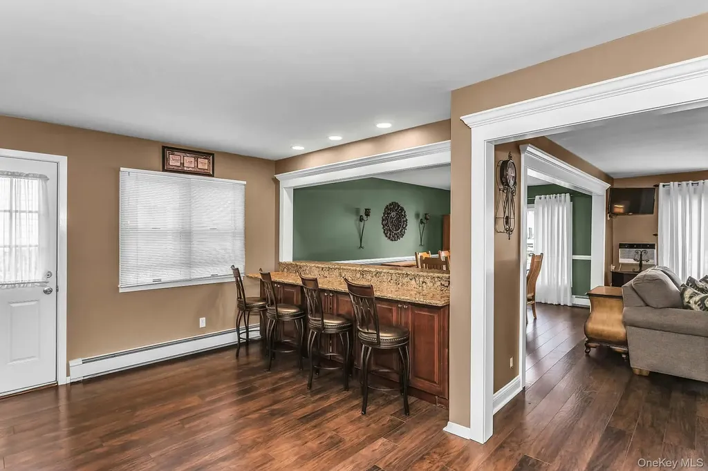 9 Blanche Street Plainview NY 11803