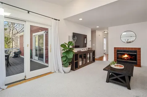 15 Cross Road Cortlandt Manor NY 10567