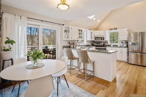 15 Cross Road Cortlandt Manor NY 10567