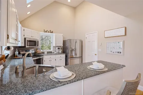 15 Cross Road Cortlandt Manor NY 10567