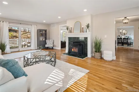 15 Cross Road Cortlandt Manor NY 10567