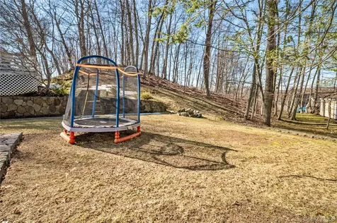 15 Cross Road Cortlandt Manor NY 10567