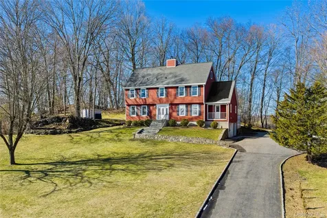 15 Cross Road Cortlandt Manor NY 10567