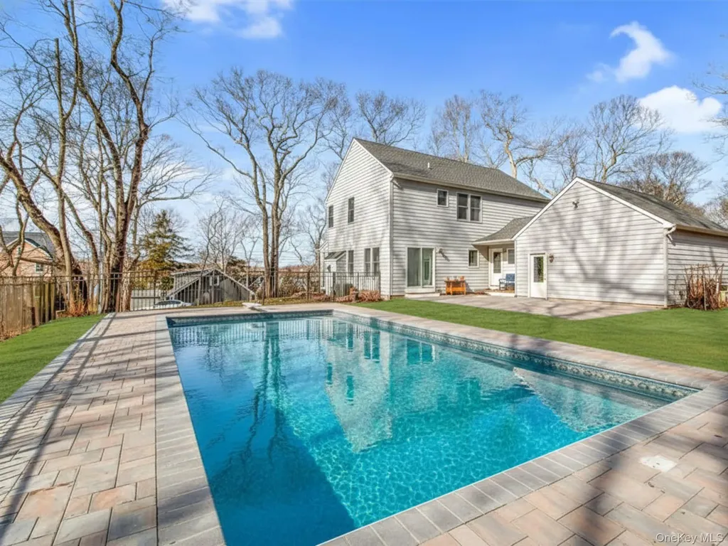 485 Hickory Avenue Southold NY 11971