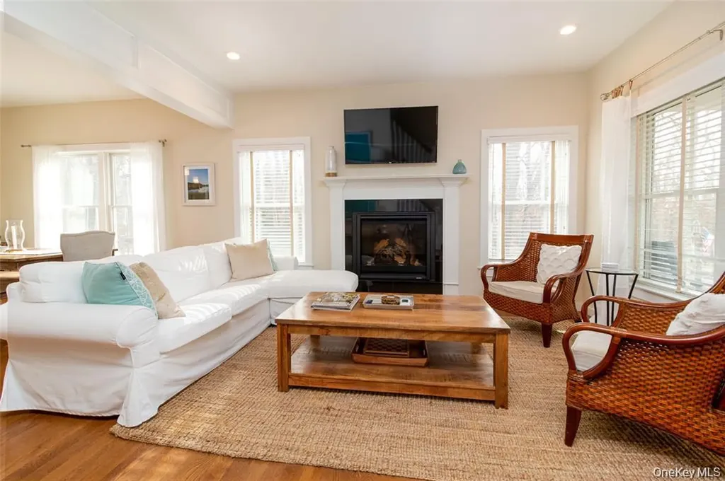 485 Hickory Avenue Southold NY 11971