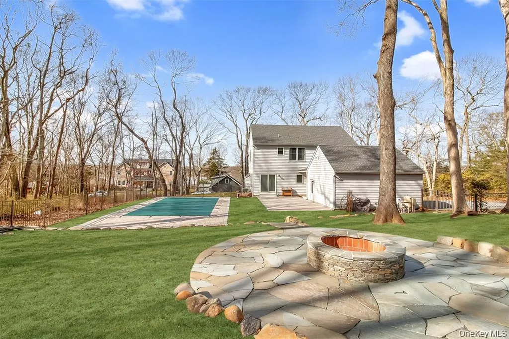 485 Hickory Avenue Southold NY 11971