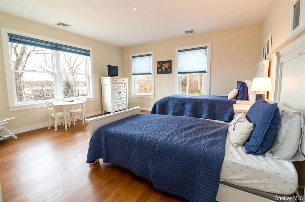485 Hickory Avenue Southold NY 11971