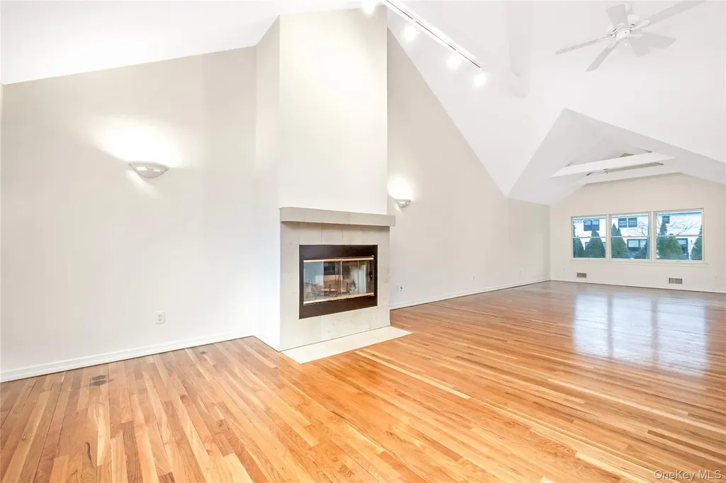 1A Jackson Avenue Hampton Bays NY 11946