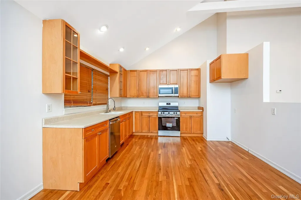 1A Jackson Avenue Hampton Bays NY 11946