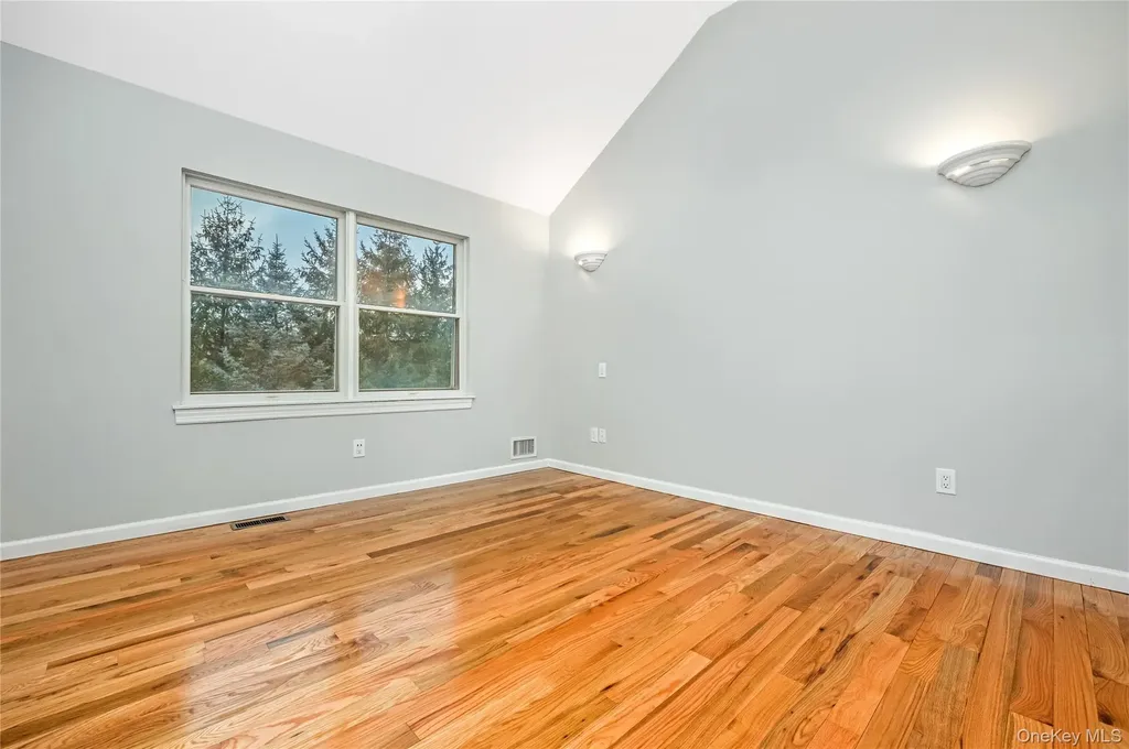 1A Jackson Avenue Hampton Bays NY 11946