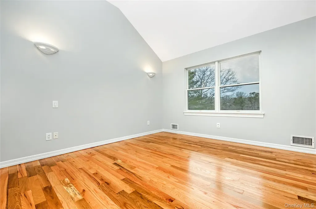 1A Jackson Avenue Hampton Bays NY 11946