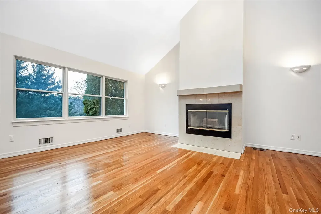 1A Jackson Avenue Hampton Bays NY 11946
