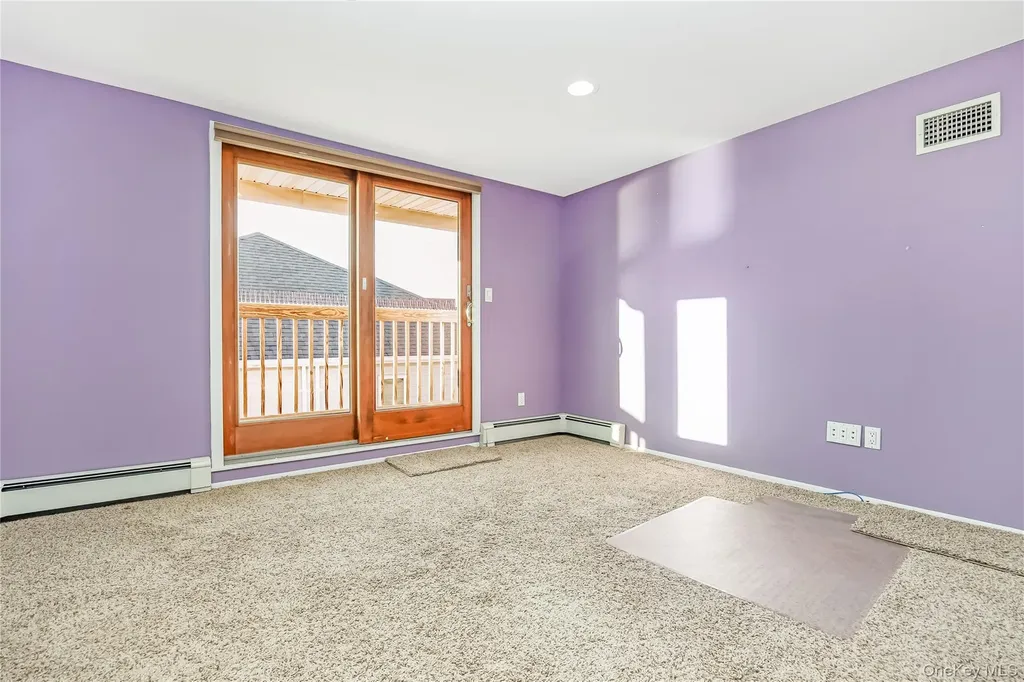 120 Neptune Place Massapequa NY 11758