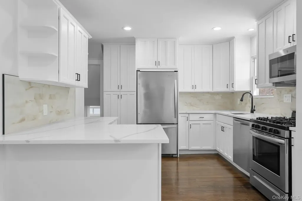 53 Elizabeth Drive Bethpage NY 11714