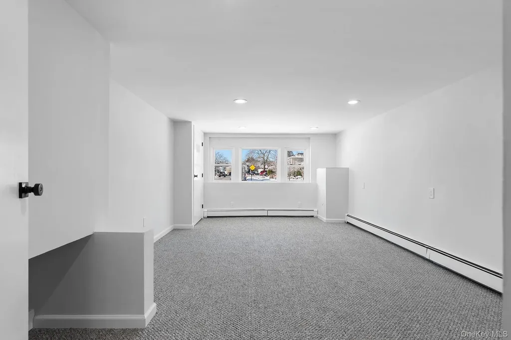 53 Elizabeth Drive Bethpage NY 11714