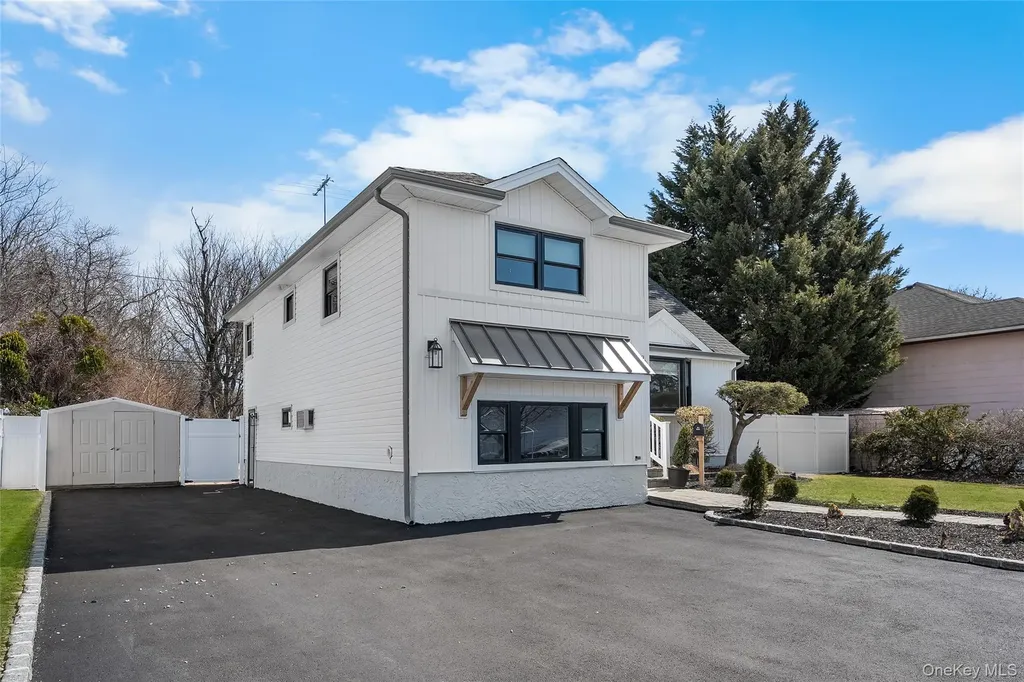53 Elizabeth Drive Bethpage NY 11714